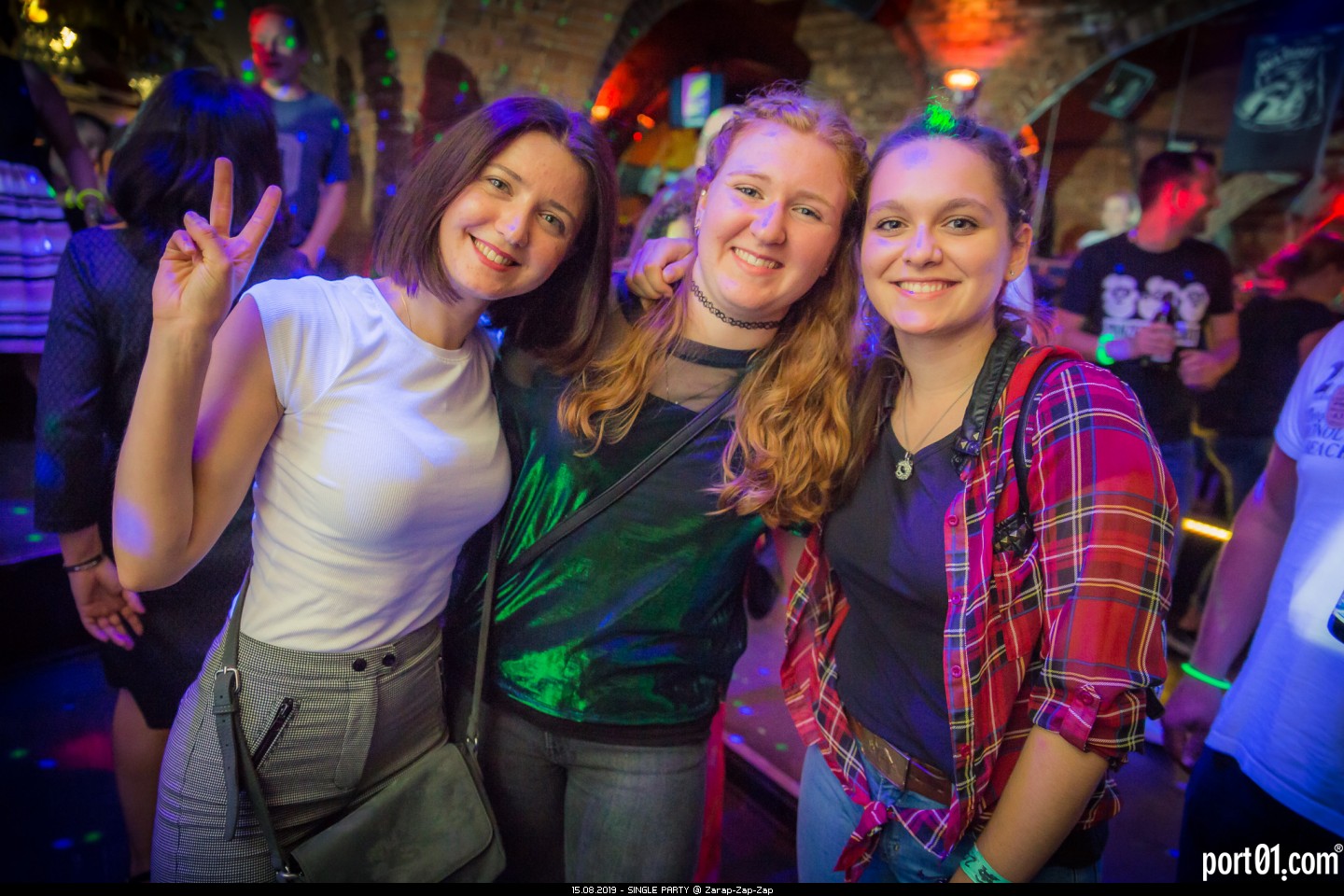 Deine Fotos Partybilder Von Single Party Zarap Zap Zap Regensburg Vom Fr 16 August 19 Dein Stadtmagazin Fur Regensburg Port01 Com Die Ganze Stadt In Deiner Tasche